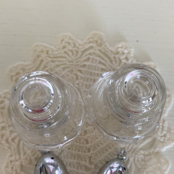 Vintage Fostoria Salt And Pepper Set! - Picture 5 of 6
